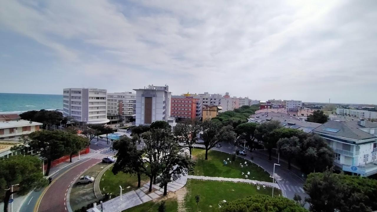 Hotel Alla Rotonda Lido di Jesolo Exterior photo