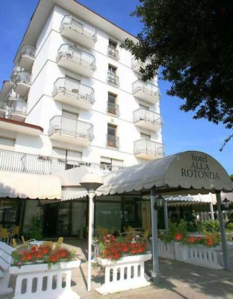 Hotel Alla Rotonda Lido di Jesolo Exterior photo